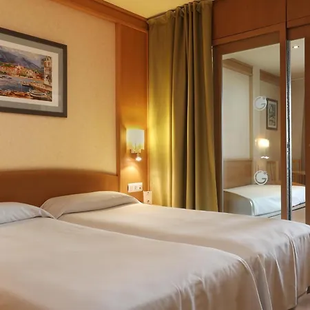 Guitart Park Aqua Hotel 4*