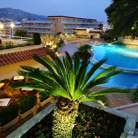 Guitart Park Aqua 4* يوريت دي مار