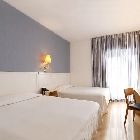 Guitart Park Aqua Hotel 4*