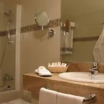 Готель Guitart Park Aqua 4*