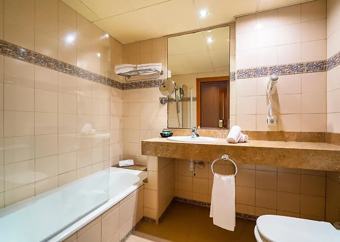 酒店 Guitart Park Aqua 滨海略雷特